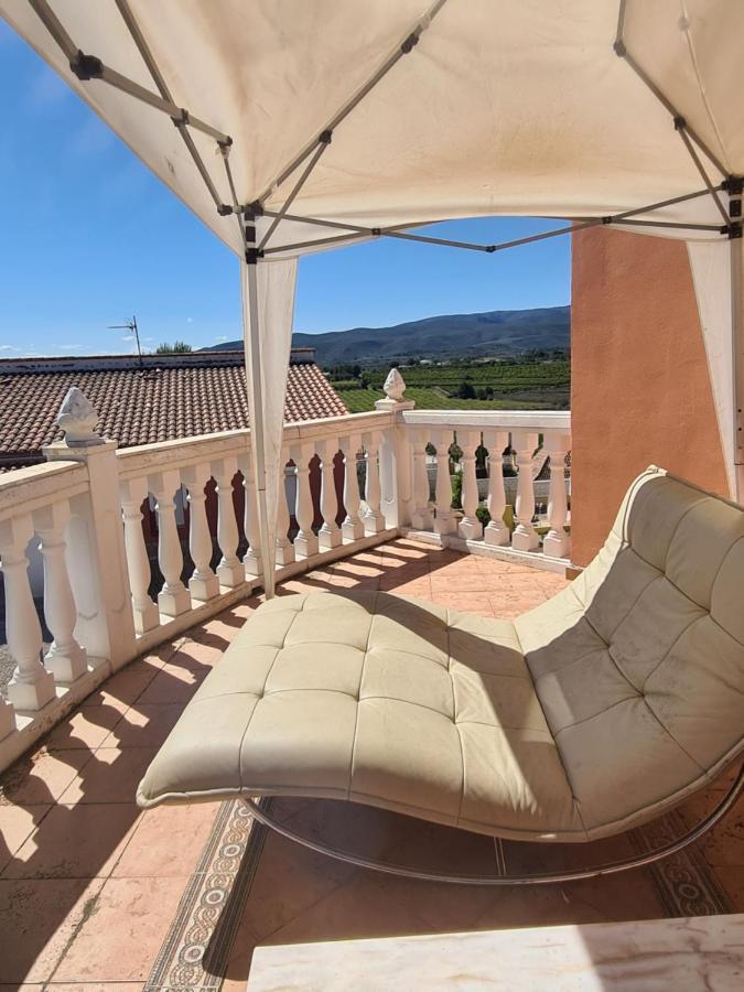 הוילה Montroy Chateau Angelique מראה חיצוני תמונה