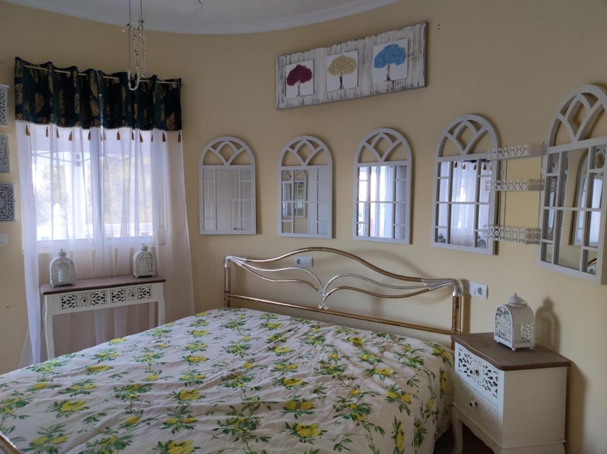 הוילה Montroy Chateau Angelique מראה חיצוני תמונה